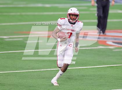 Thumbnail 2 in Carthage vs. Gilmer (UIL 4A Division 2 State Final) photogallery.