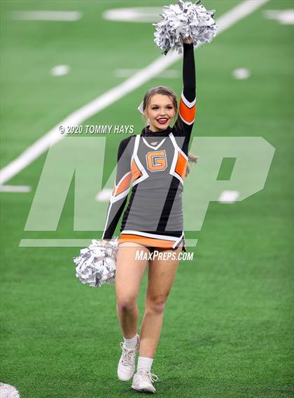 Thumbnail 1 in Carthage vs. Gilmer (UIL 4A Division 2 State Final) photogallery.