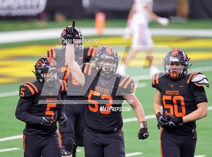 Thumbnail 3 in Carthage vs. Gilmer (UIL 4A Division 2 State Final) photogallery.