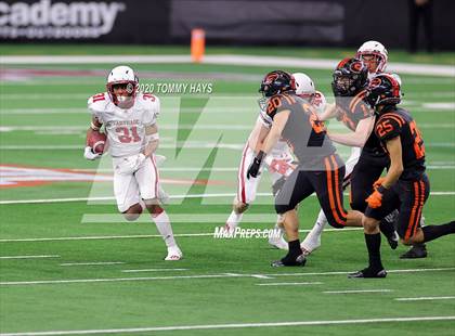 Thumbnail 2 in Carthage vs. Gilmer (UIL 4A Division 2 State Final) photogallery.