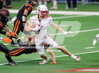 Thumbnail 1 in Carthage vs. Gilmer (UIL 4A Division 2 State Final) photogallery.