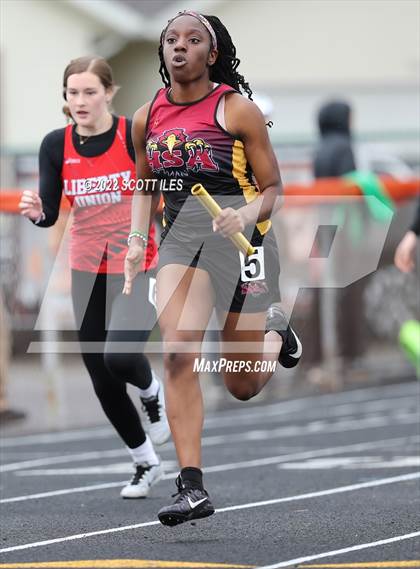 Thumbnail 3 in Cole McCafferty (Girls Track) photogallery.