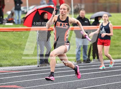 Thumbnail 3 in Cole McCafferty (Girls Track) photogallery.