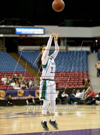 Thumbnail 2 in Sacred Heart Cathedral Preparatory vs Lakeside (CIF State D3 Final) photogallery.