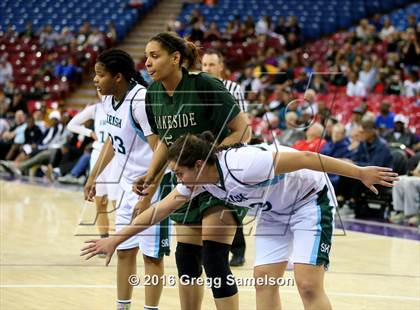 Thumbnail 1 in Sacred Heart Cathedral Preparatory vs Lakeside (CIF State D3 Final) photogallery.