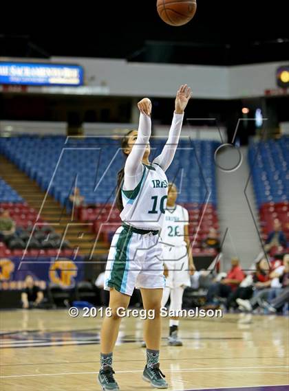 Thumbnail 1 in Sacred Heart Cathedral Preparatory vs Lakeside (CIF State D3 Final) photogallery.