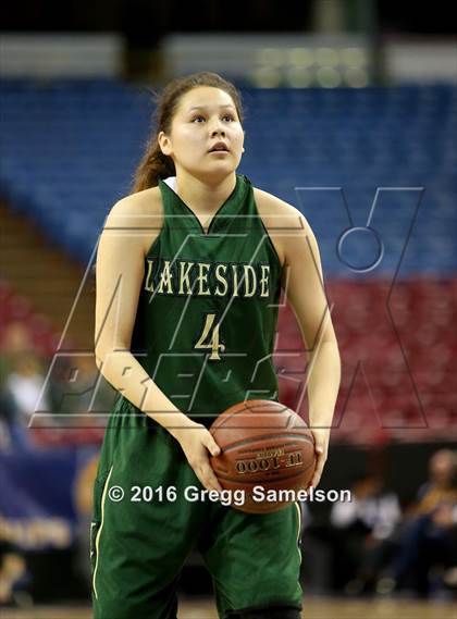 Thumbnail 2 in Sacred Heart Cathedral Preparatory vs Lakeside (CIF State D3 Final) photogallery.