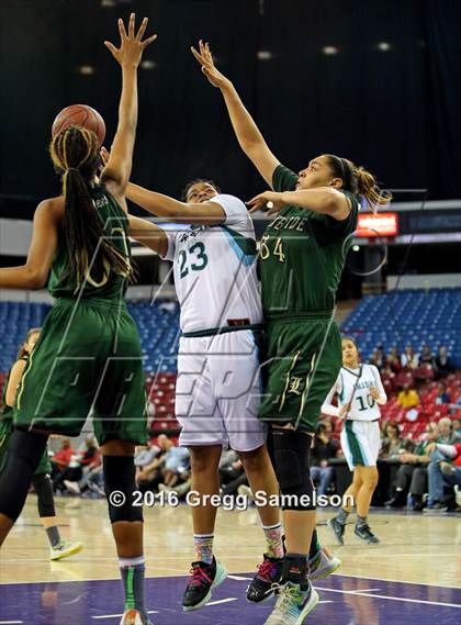 Thumbnail 1 in Sacred Heart Cathedral Preparatory vs Lakeside (CIF State D3 Final) photogallery.