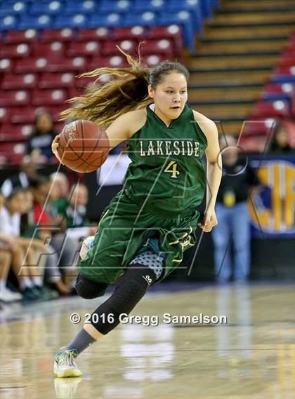 Thumbnail 3 in Sacred Heart Cathedral Preparatory vs Lakeside (CIF State D3 Final) photogallery.