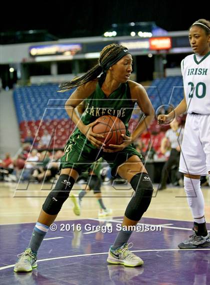 Thumbnail 3 in Sacred Heart Cathedral Preparatory vs Lakeside (CIF State D3 Final) photogallery.