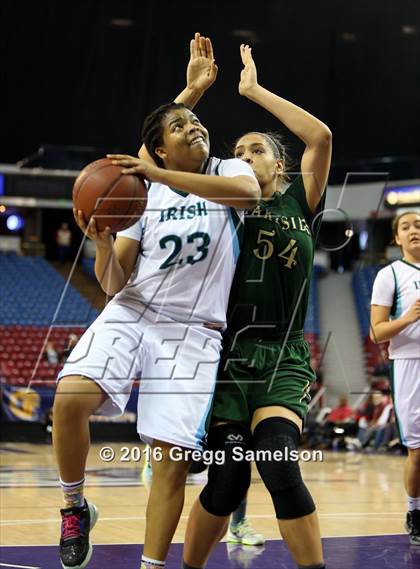 Thumbnail 3 in Sacred Heart Cathedral Preparatory vs Lakeside (CIF State D3 Final) photogallery.