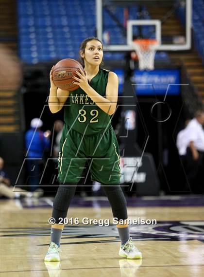 Thumbnail 2 in Sacred Heart Cathedral Preparatory vs Lakeside (CIF State D3 Final) photogallery.