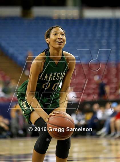 Thumbnail 1 in Sacred Heart Cathedral Preparatory vs Lakeside (CIF State D3 Final) photogallery.
