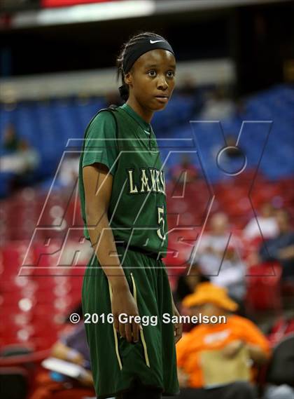 Thumbnail 3 in Sacred Heart Cathedral Preparatory vs Lakeside (CIF State D3 Final) photogallery.