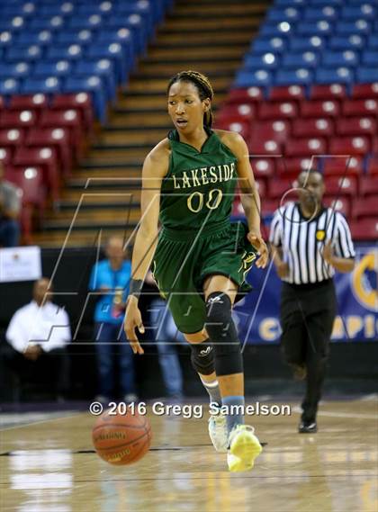 Thumbnail 2 in Sacred Heart Cathedral Preparatory vs Lakeside (CIF State D3 Final) photogallery.