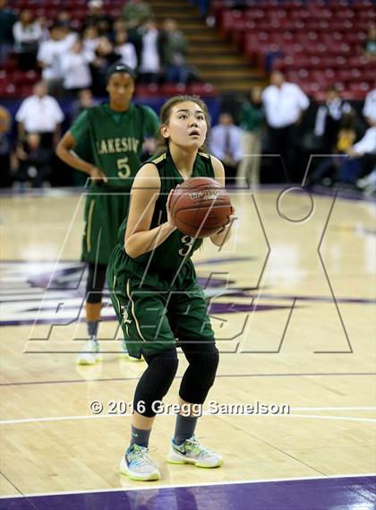 Thumbnail 3 in Sacred Heart Cathedral Preparatory vs Lakeside (CIF State D3 Final) photogallery.