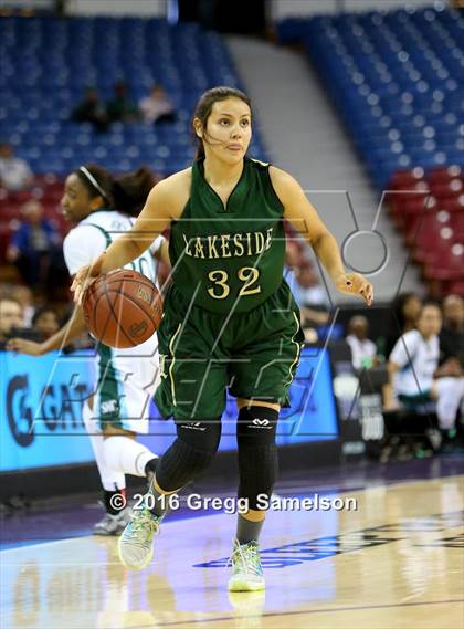 Thumbnail 2 in Sacred Heart Cathedral Preparatory vs Lakeside (CIF State D3 Final) photogallery.