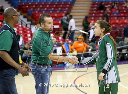 Thumbnail 3 in Sacred Heart Cathedral Preparatory vs Lakeside (CIF State D3 Final) photogallery.