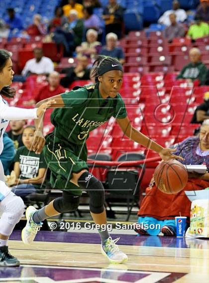 Thumbnail 2 in Sacred Heart Cathedral Preparatory vs Lakeside (CIF State D3 Final) photogallery.