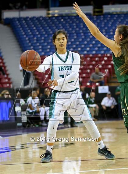 Thumbnail 3 in Sacred Heart Cathedral Preparatory vs Lakeside (CIF State D3 Final) photogallery.