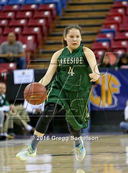 Thumbnail 2 in Sacred Heart Cathedral Preparatory vs Lakeside (CIF State D3 Final) photogallery.