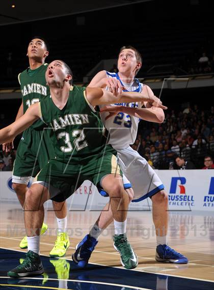 Thumbnail 2 in Damien vs. Santa Margarita (CIF SS D 3AA Final) photogallery.