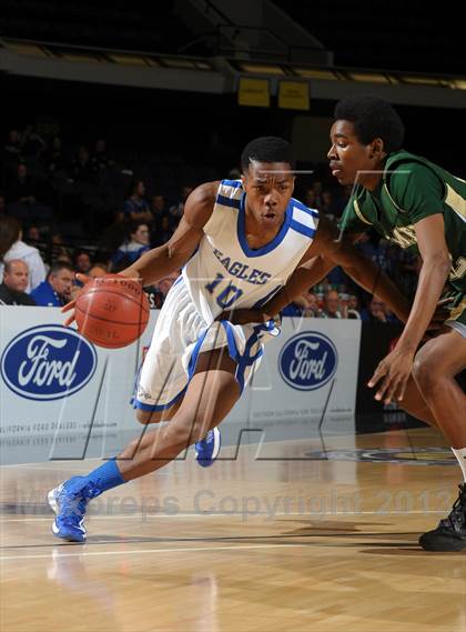 Thumbnail 2 in Damien vs. Santa Margarita (CIF SS D 3AA Final) photogallery.