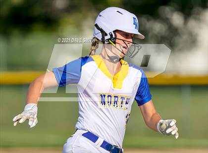 Thumbnail 2 in Tipton @ Davenport North photogallery.