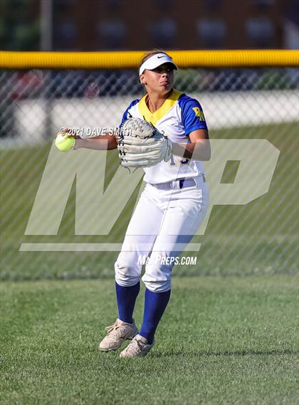 Thumbnail 3 in Tipton @ Davenport North photogallery.