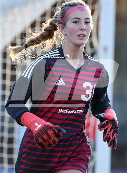 Thumbnail 3 in Mount Greylock Regional vs. Hamilton-Wenham Regional (MIAA Division 4 Round of 16) photogallery.
