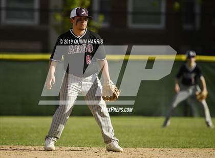 Thumbnail 1 in Lyons vs Argo (IHSA 4A Regional Semifinal) photogallery.