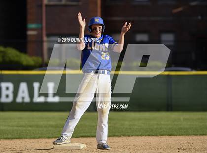 Thumbnail 1 in Lyons vs Argo (IHSA 4A Regional Semifinal) photogallery.