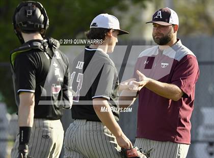 Thumbnail 2 in Lyons vs Argo (IHSA 4A Regional Semifinal) photogallery.