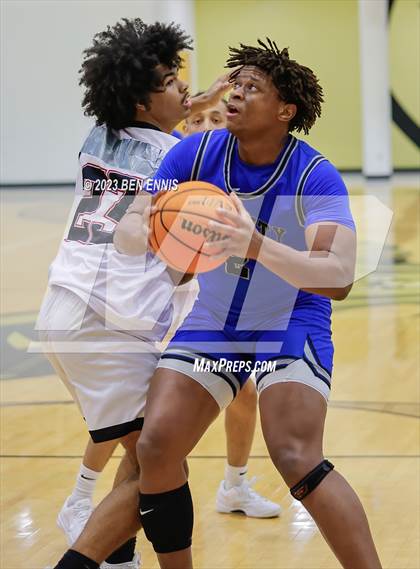 Thumbnail 2 in Trinity Christian vs. Next Level Academy 2 (Chuck Miller Classic) photogallery.