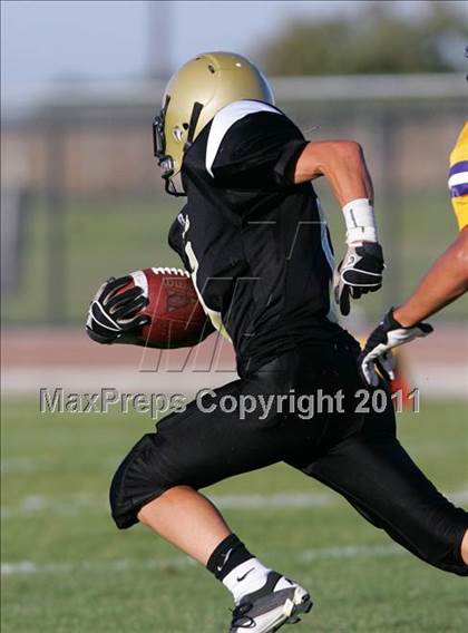 Thumbnail 3 in Escalon @ Lathrop photogallery.