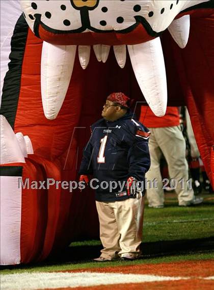 Thumbnail 1 in South Panola vs. Meridian (MHSAA Class 6A Final) photogallery.