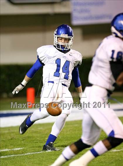 Thumbnail 2 in South Panola vs. Meridian (MHSAA Class 6A Final) photogallery.