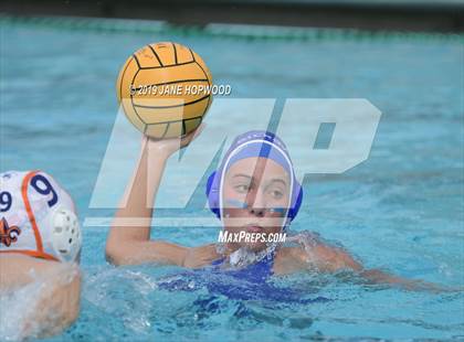 Thumbnail 1 in Gilroy vs Santa Teresa (Stinky Rose) photogallery.