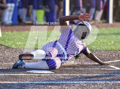 Thumbnail 2 in Jefferson vs. Mount Vernon (UIL Softball 3A Area Playoff) photogallery.