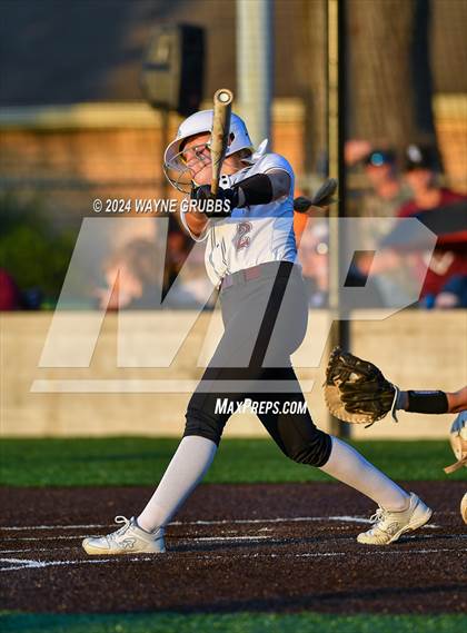 Thumbnail 2 in Jefferson vs. Mount Vernon (UIL Softball 3A Area Playoff) photogallery.