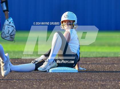 Thumbnail 1 in Jefferson vs. Mount Vernon (UIL Softball 3A Area Playoff) photogallery.