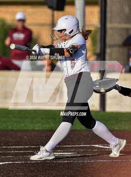 Thumbnail 1 in Jefferson vs. Mount Vernon (UIL Softball 3A Area Playoff) photogallery.