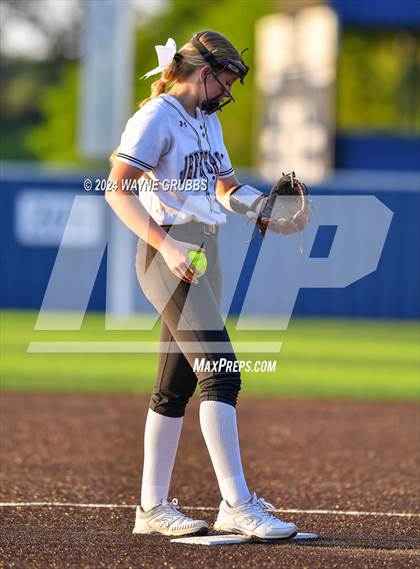 Thumbnail 2 in Jefferson vs. Mount Vernon (UIL Softball 3A Area Playoff) photogallery.