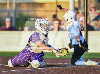 Thumbnail 1 in Jefferson vs. Mount Vernon (UIL Softball 3A Area Playoff) photogallery.