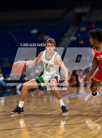 Thumbnail 3 in Columbus vs. Tatum (UIL 3A Basketball Division I Final) photogallery.