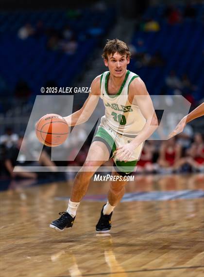 Thumbnail 3 in Columbus vs. Tatum (UIL 3A Basketball Division I Final) photogallery.