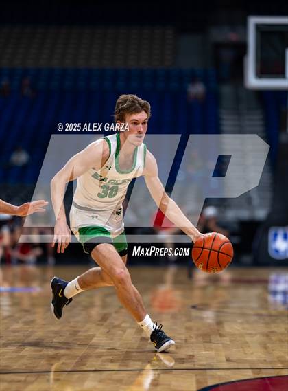 Thumbnail 2 in Columbus vs. Tatum (UIL 3A Basketball Division I Final) photogallery.