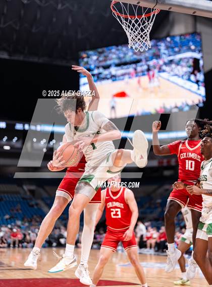 Thumbnail 1 in Columbus vs. Tatum (UIL 3A Basketball Division I Final) photogallery.