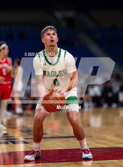 Thumbnail 1 in Columbus vs. Tatum (UIL 3A Basketball Division I Final) photogallery.