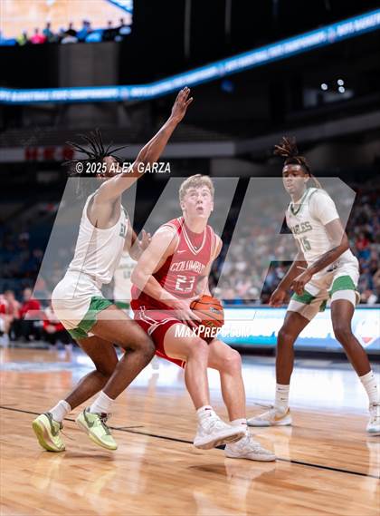 Thumbnail 3 in Columbus vs. Tatum (UIL 3A Basketball Division I Final) photogallery.
